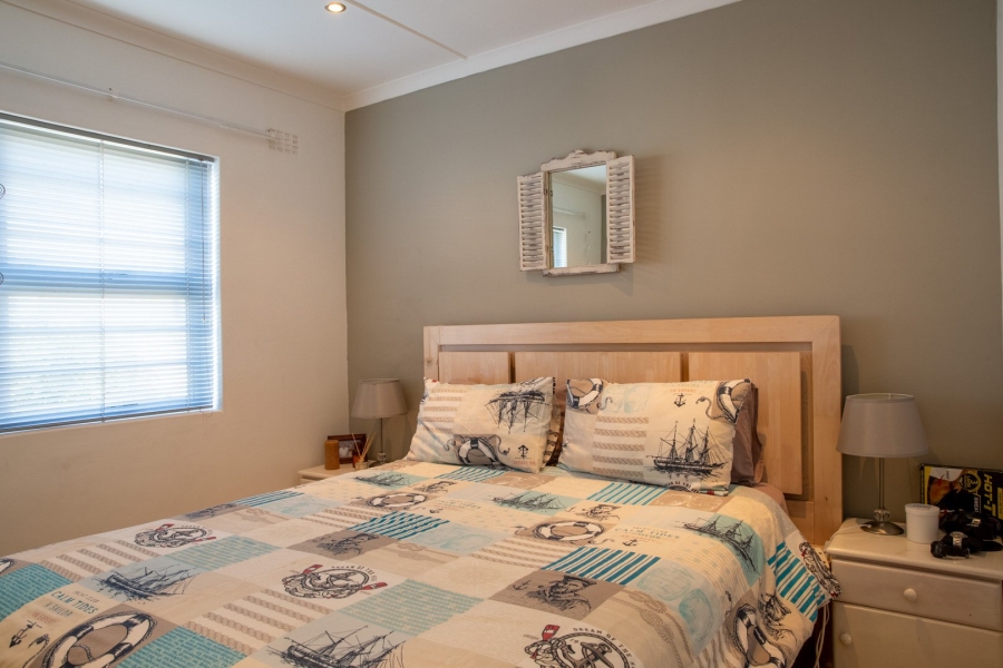 4 Bedroom Property for Sale in Myburgh Park Western Cape